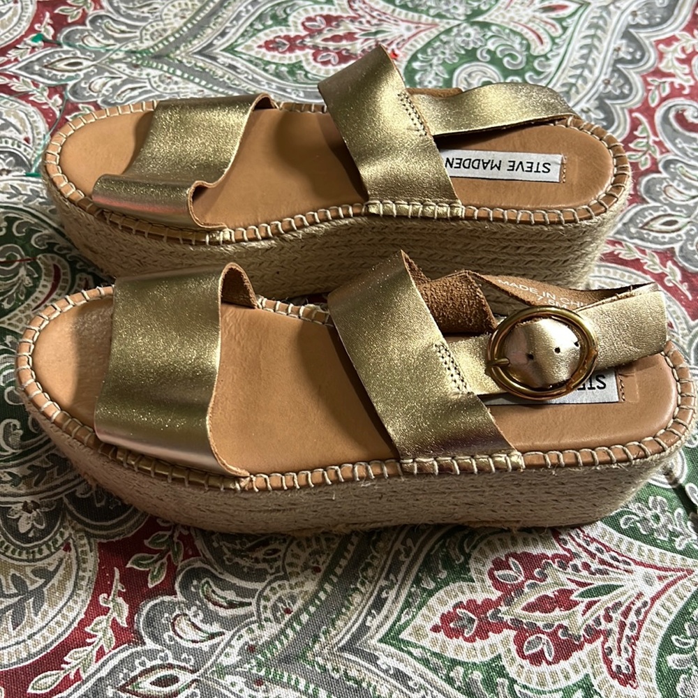 Steve Madden wedges